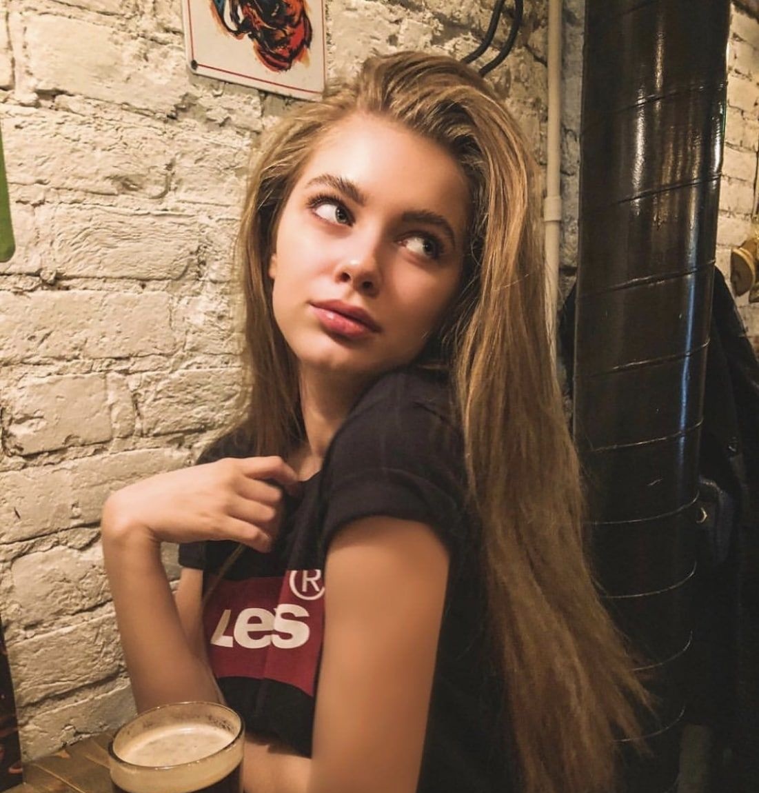 Оля привлекальеная девушка из Кольчугино цена от 3000 руб