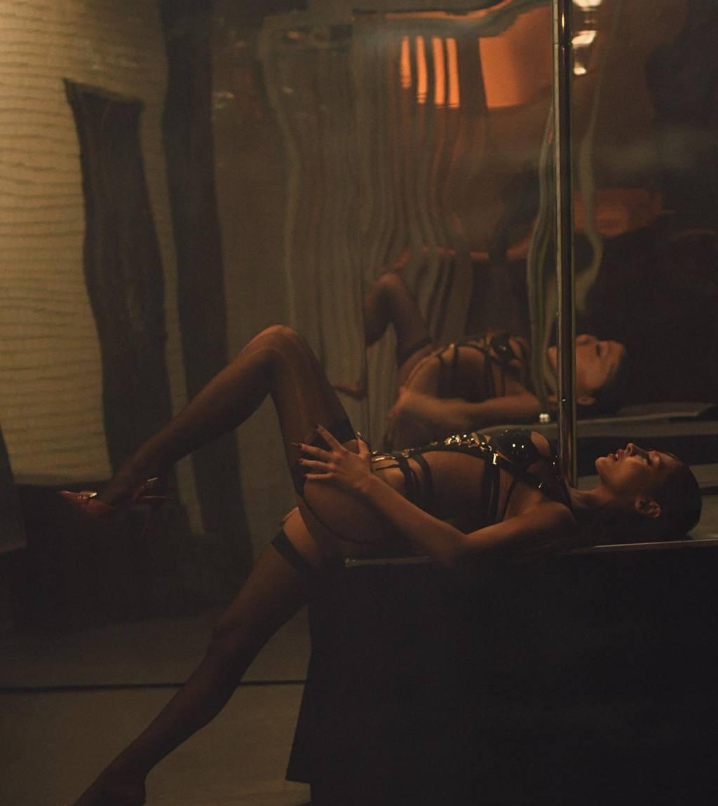 Соня привлекальеная девушка из Кольчугино цена от 10000 руб