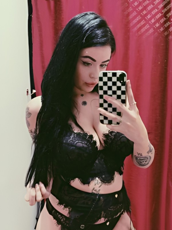 Альбина привлекательная девушка из Кольчугино цена от 2500 руб