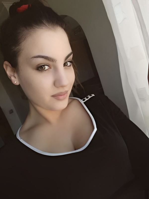 Анюта привлекательная девушка из Кольчугино цена от 4000 руб