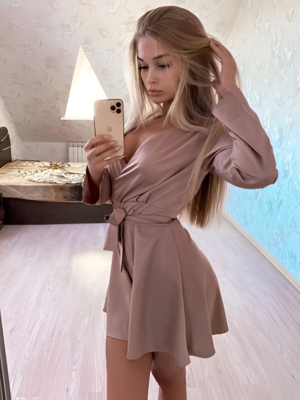 Леся привлекательная девушка из Кольчугино цена от 2000 руб